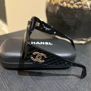 🔥🔥Chanel Sunglasses!